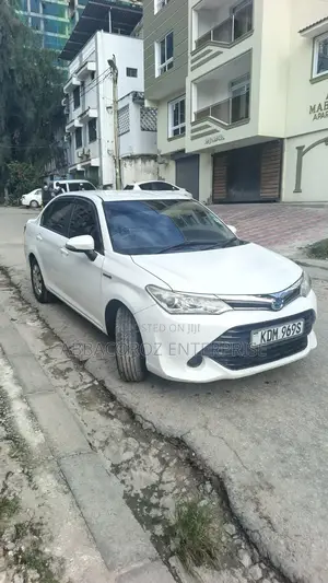 Toyota Axio 2016 White