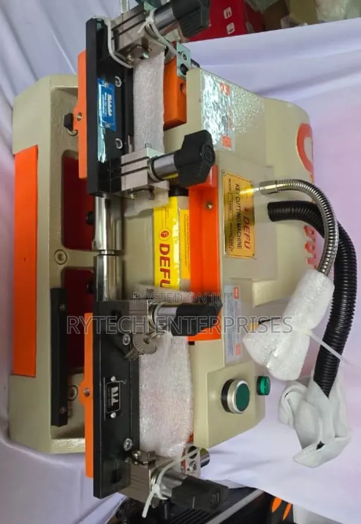 Universal Key Cutting Machine (Defu)