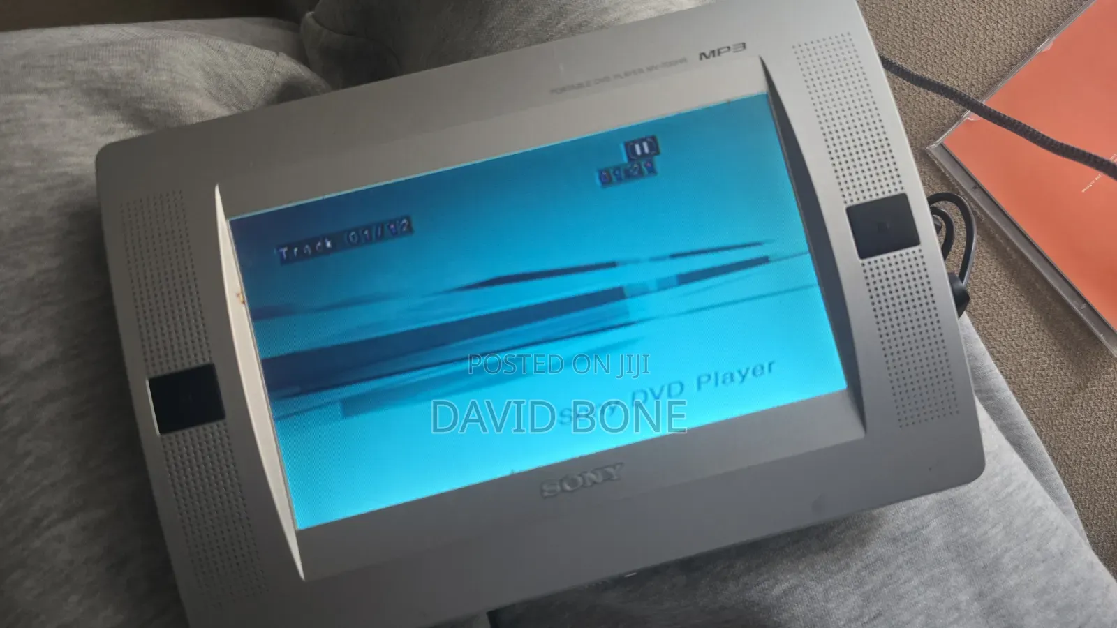 Retro Portable Sony DVD/Cd Player