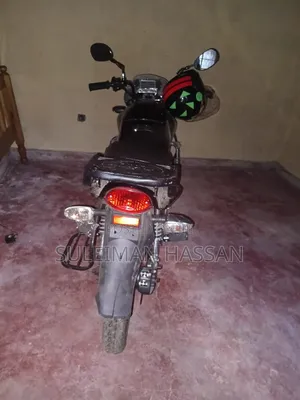 Arc Vector 2025 Black