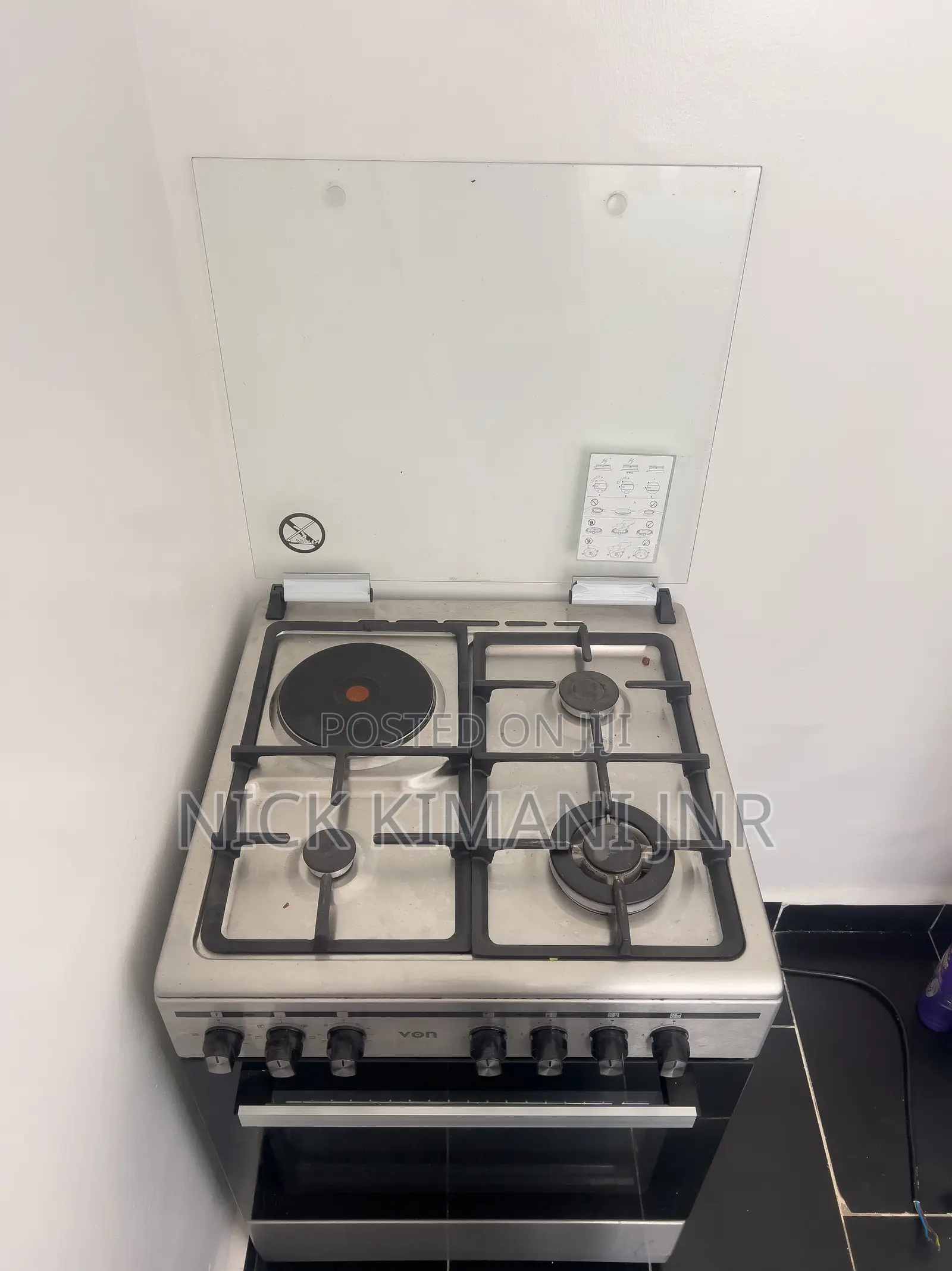 Von Cooker 3 Gas + 1 Electric