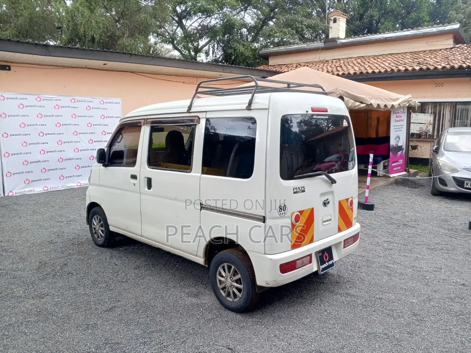 Toyota Pixis 2015 White