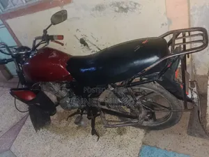 Honda CBR 2015 Red