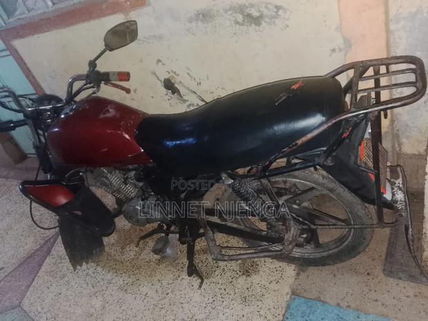 Honda CBR 2015 Red