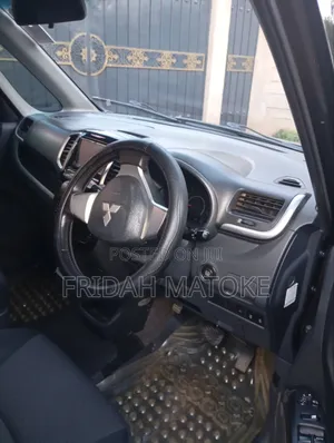 Mitsubishi SpaceWagon 2014 Black
