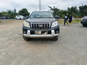 Toyota Land Cruiser Prado 2010 Black
