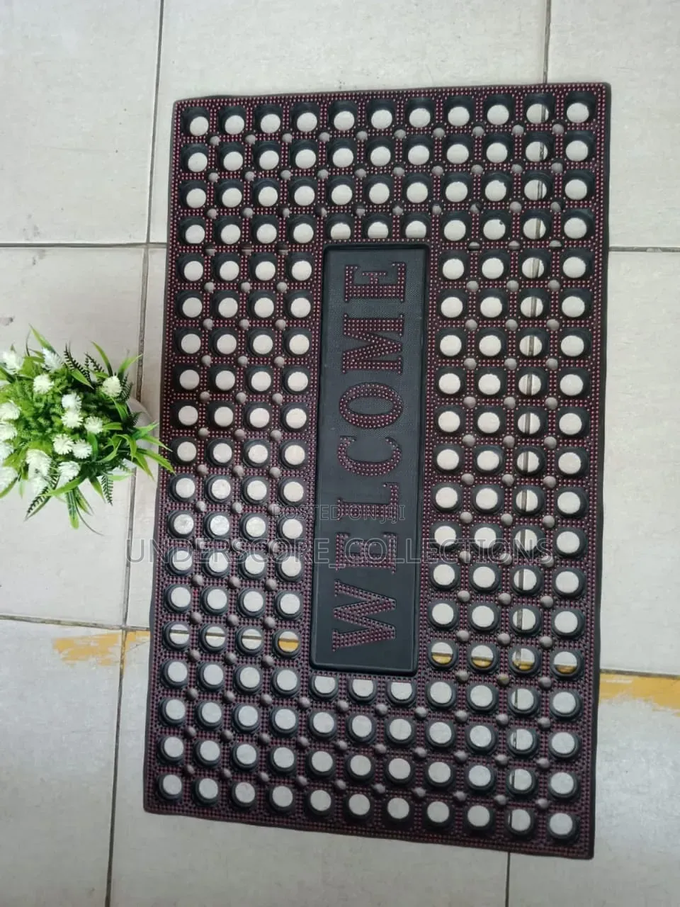 Heavy Plastic Door Mats
Size *50*80* Cm