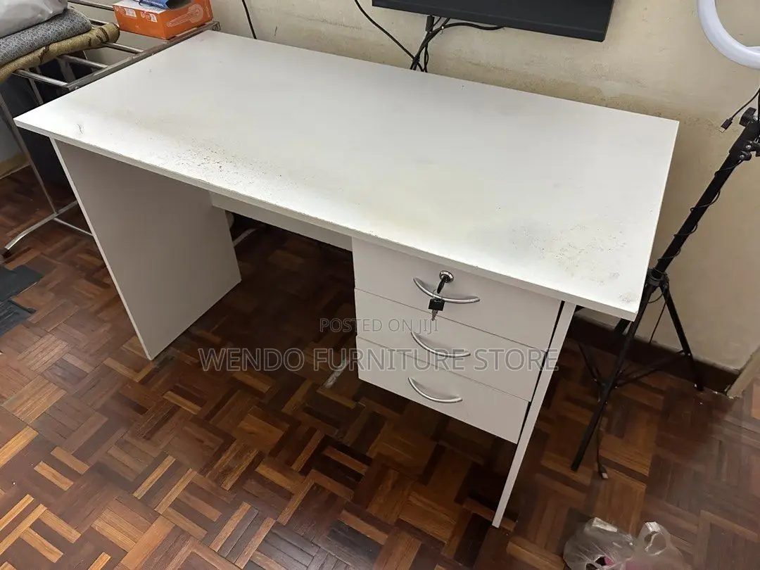 Office Desk; 0.9 Meters Office Clerical White Polished Table