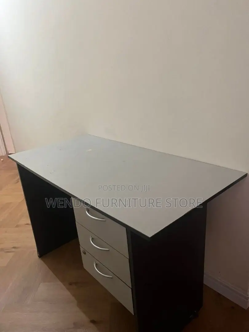 Office Desk; 0.9 Meters Office Clerical White Polished Table