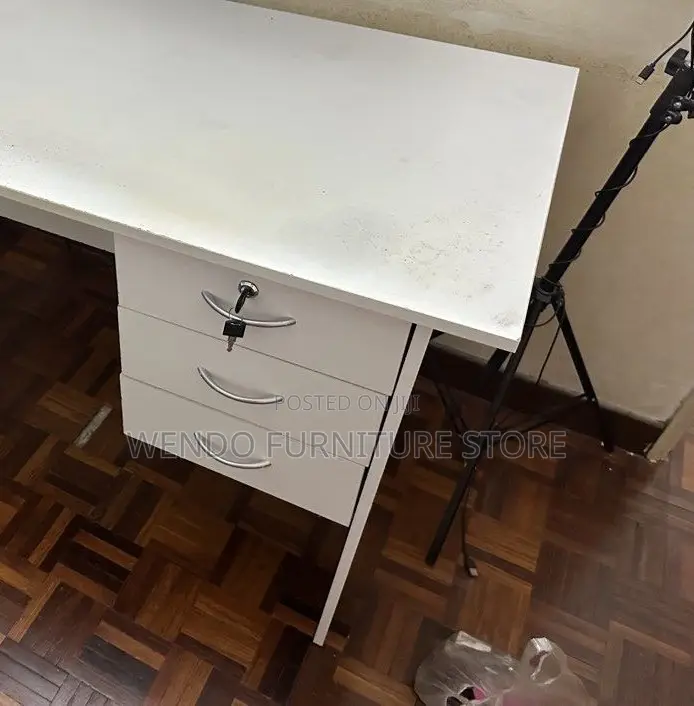 Office Desk; 0.9 Meters Office Clerical White Polished Table