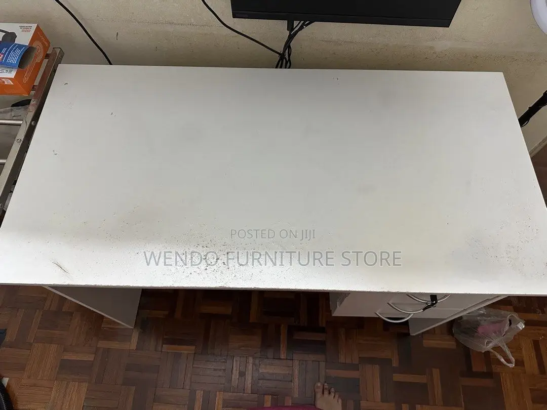Office Desk; 0.9 Meters Office Clerical White Polished Table