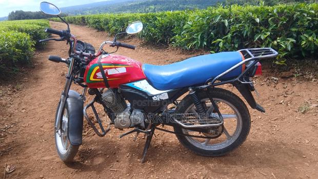 Honda CB 2022 Red - thumbnail 3