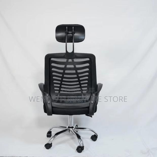 Office Chairs; Headrest Ergonomic Black Design Office Chairs - thumbnail 6