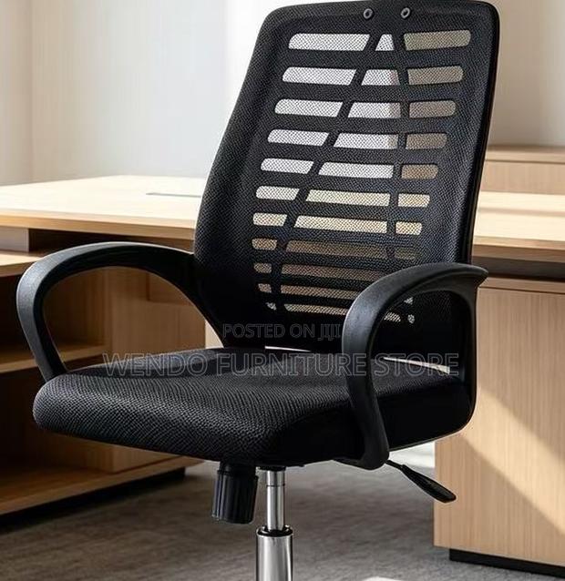 Office Chairs; Headrest Ergonomic Black Design Office Chairs - thumbnail 7
