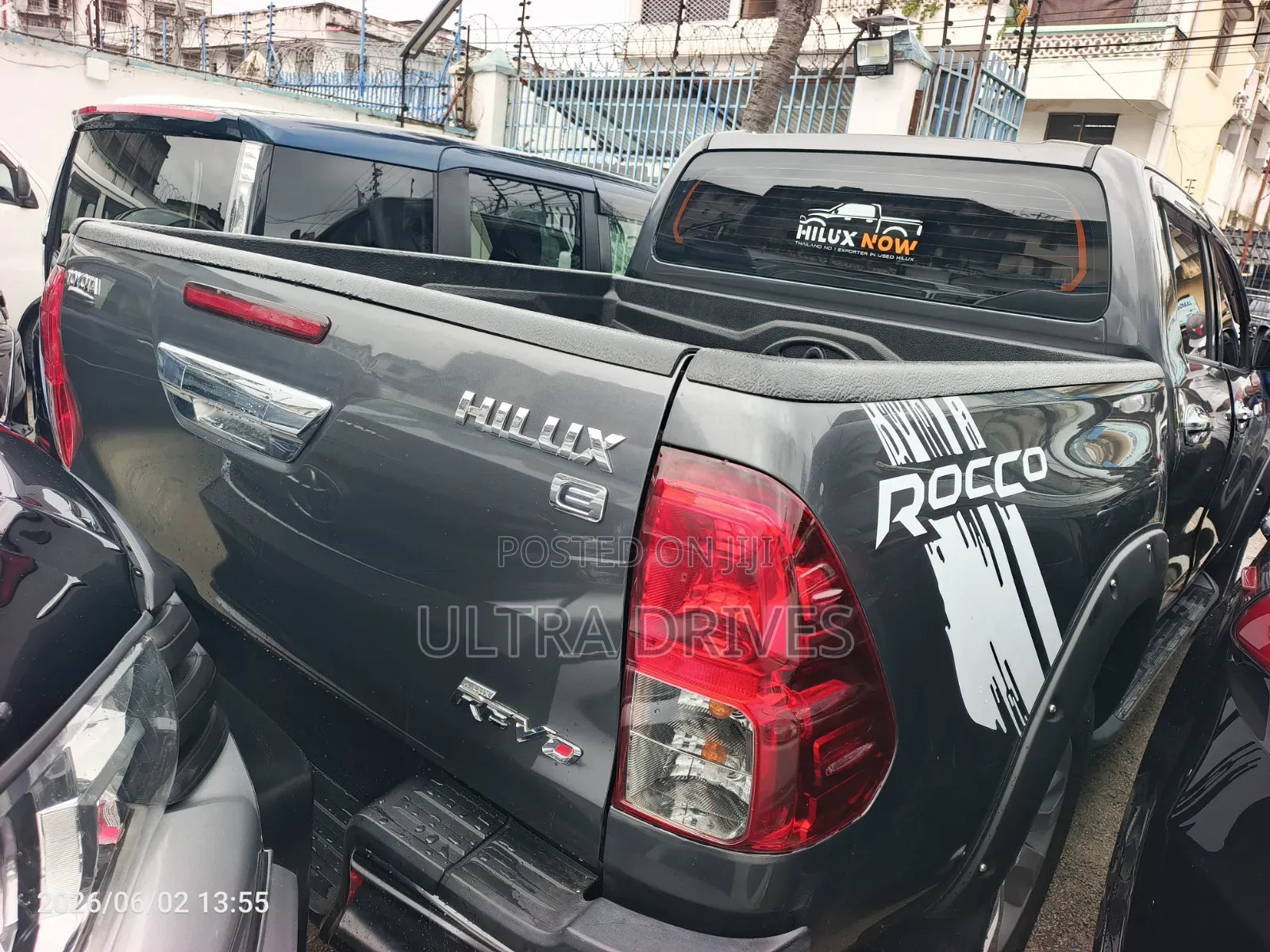 Toyota Hilux 2019 Black