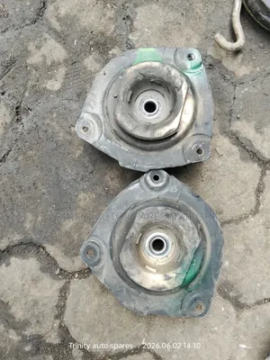 Original Ex Japan Nissan Tiida Shock Mounting