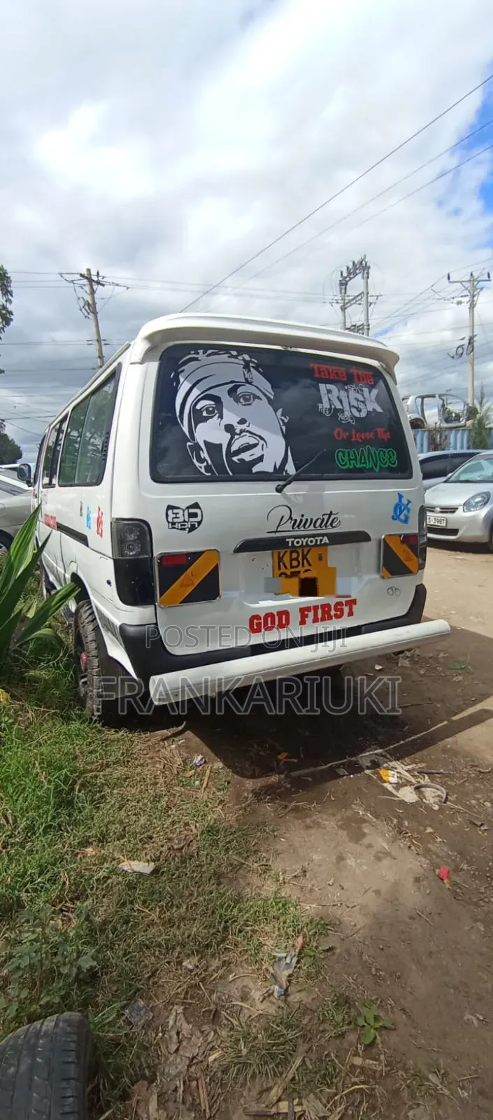 Toyota HiAce 2001 White