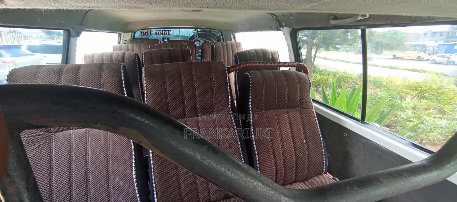 Toyota HiAce 2001 White