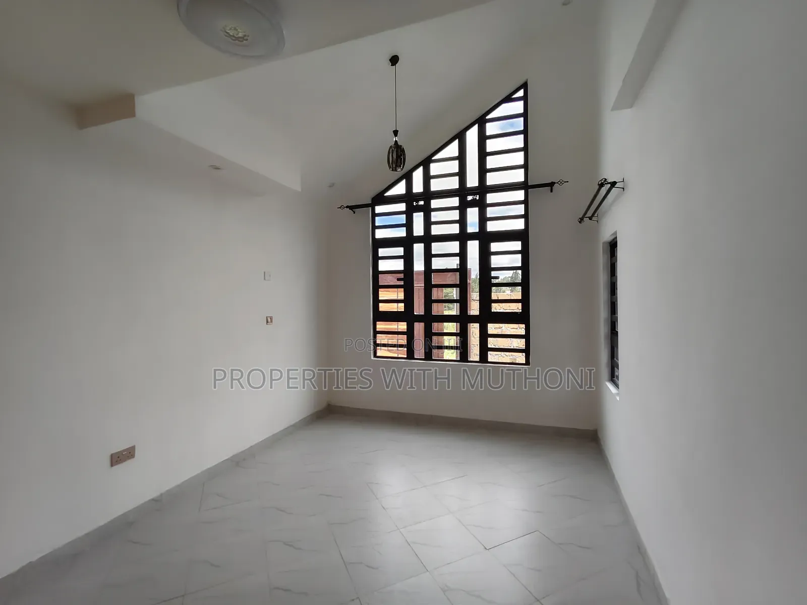 3bdrm Bungalow in Kiserian for sale