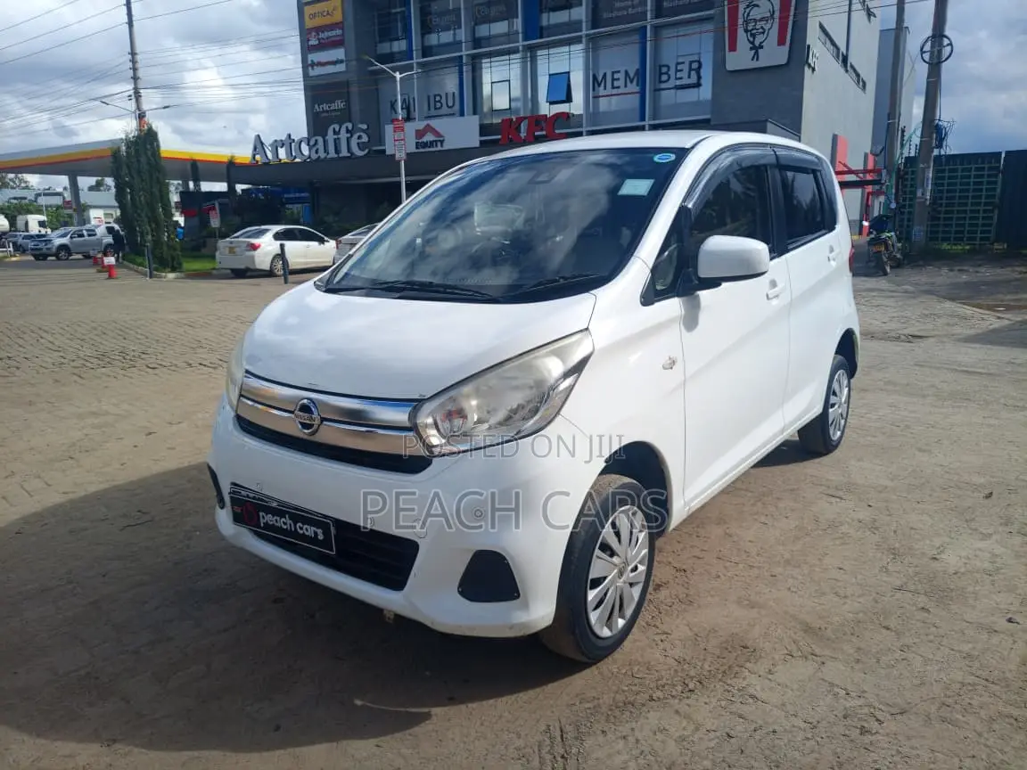 Nissan Dayz 2019 White