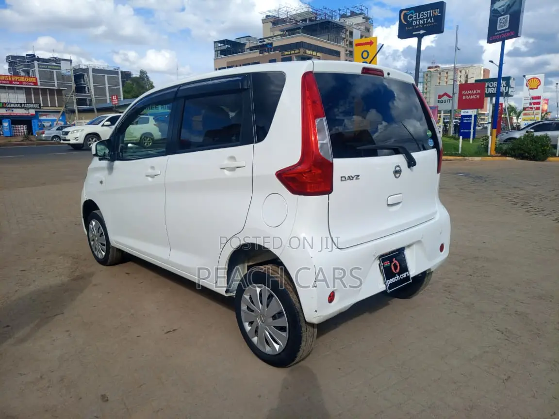 Nissan Dayz 2019 White
