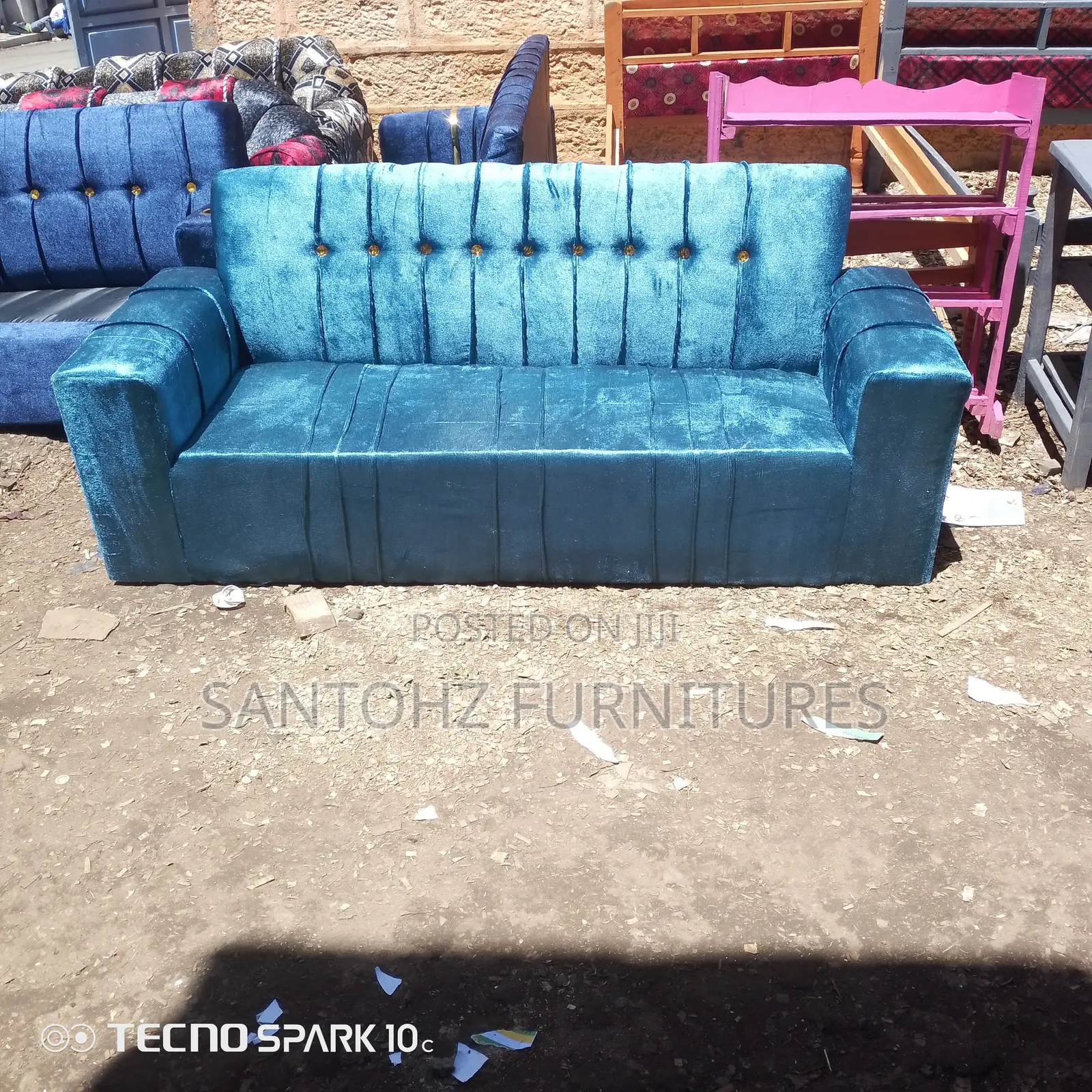 Blue Box Seat