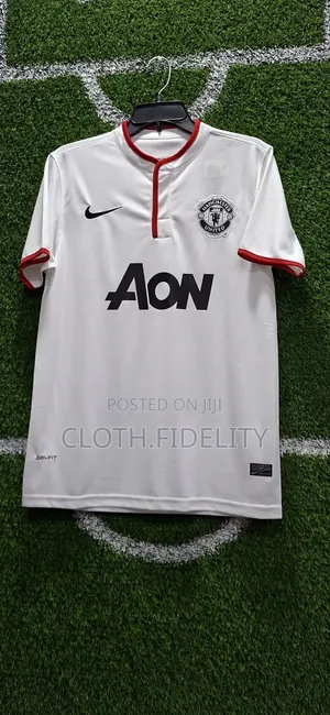 Manchester United Away 2013/2014 Retro Jersey