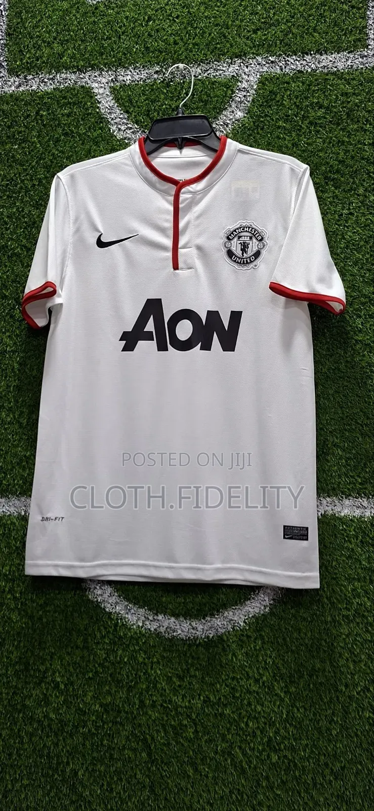Manchester United Away 2013/2014 Retro Jersey