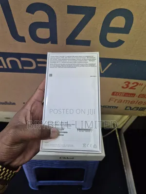 New Apple iPhone 11 128 GB White