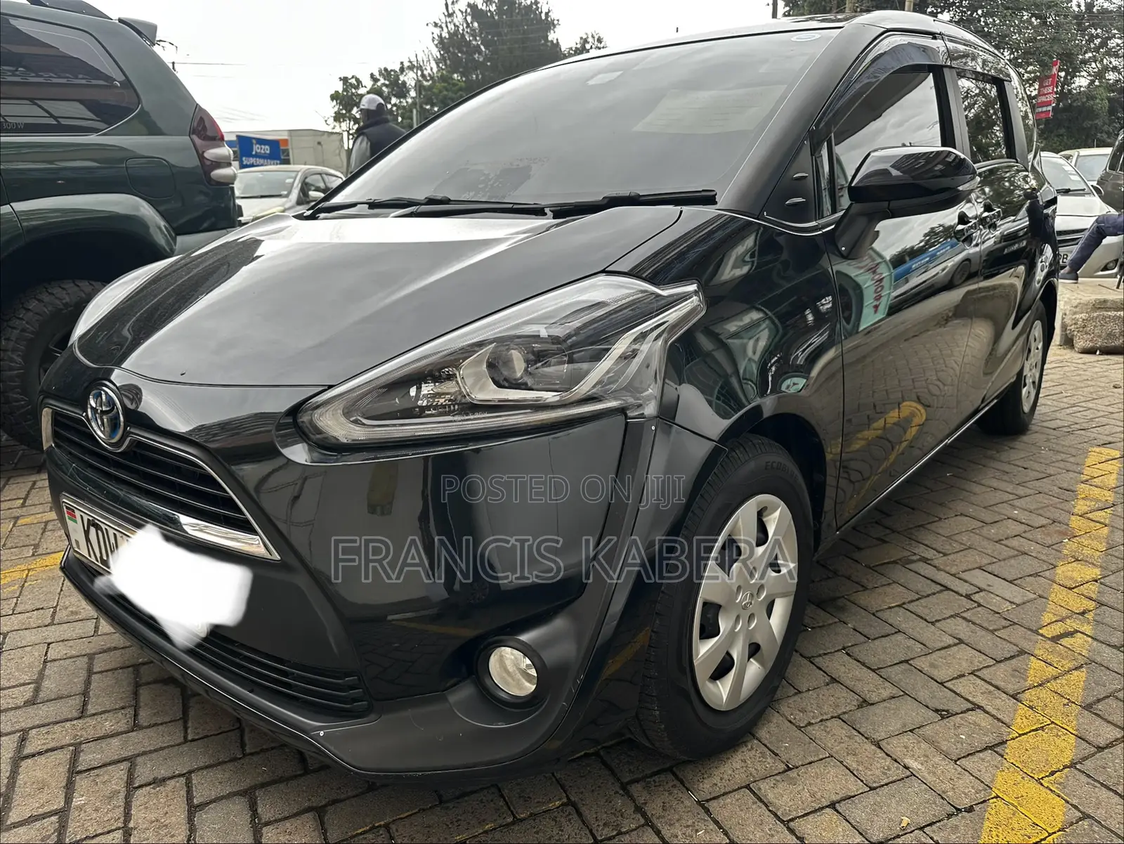 Toyota Sienta 2018 Black