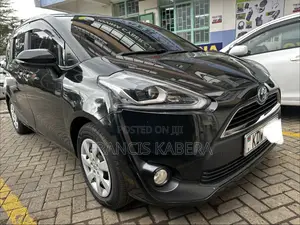 Toyota Sienta 2018 Black