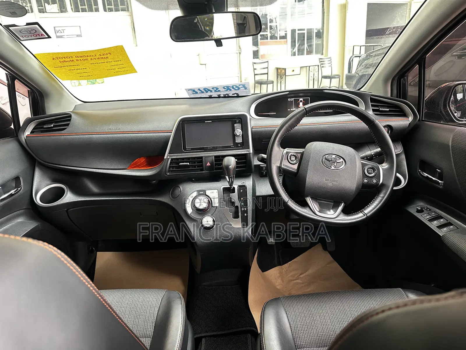 Toyota Sienta 2018 Black