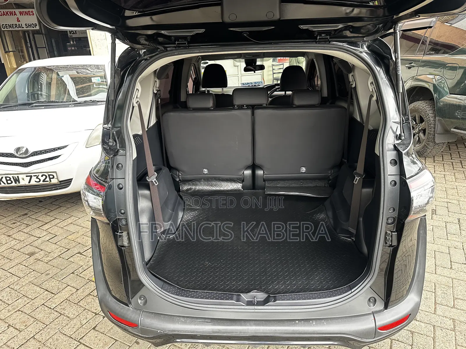 Toyota Sienta 2018 Black