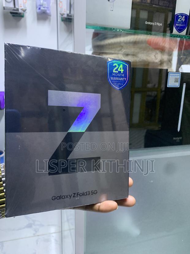 New Samsung Galaxy Z Fold 3 256 GB Black