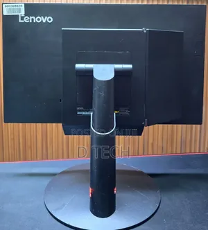 Desktop Computer Lenovo ThinkCentre M710 8GB Intel Core i5 SSD 256GB