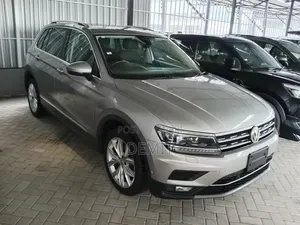 Volkswagen Tiguan 2018 Gold