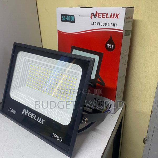 Ultra-Bright 100w Ac Led Floodlight for Outdoor Security and Work Area