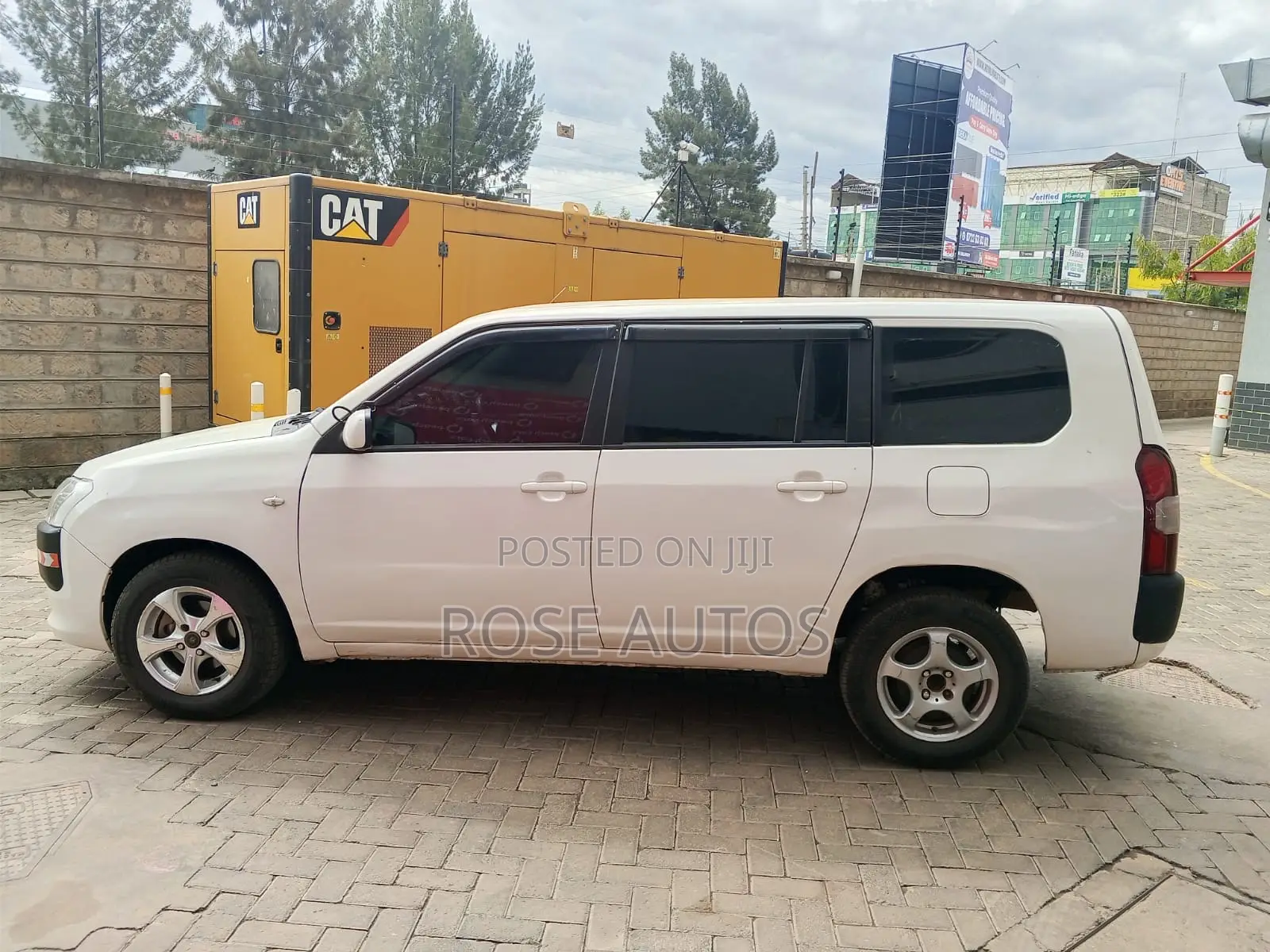 Toyota Succeed SV Premium 2014 White
