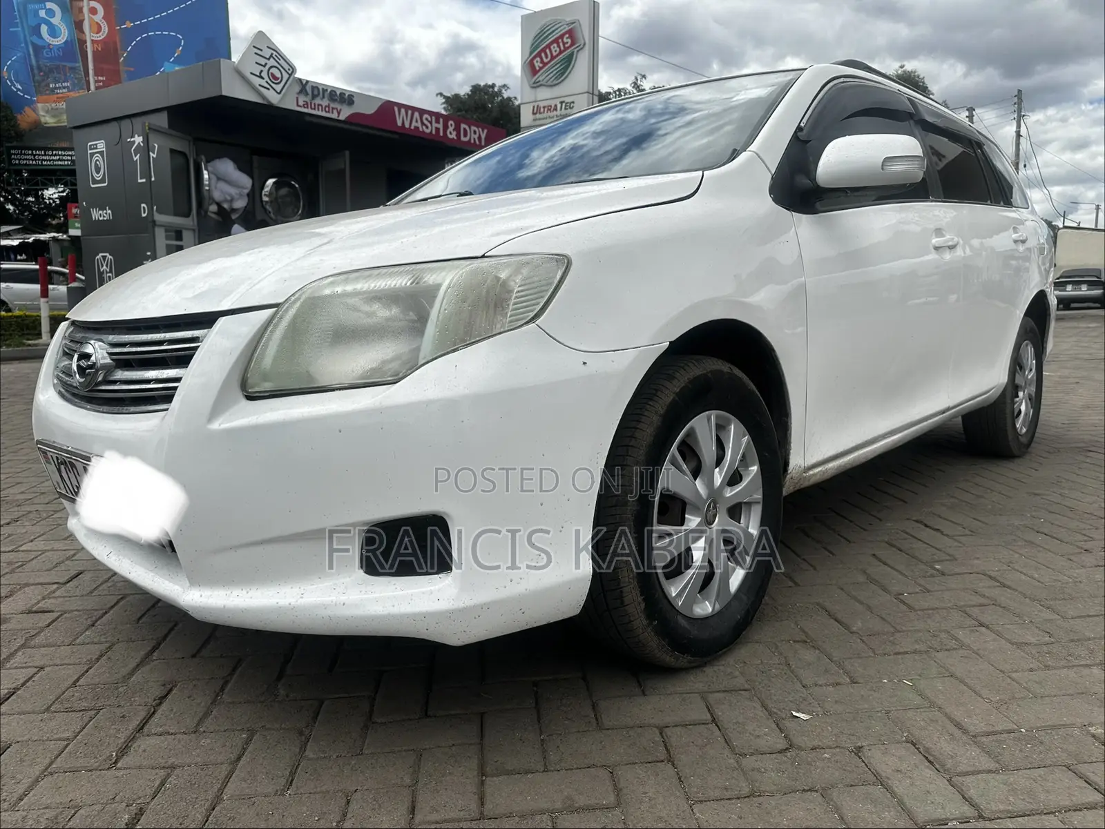 Toyota Corolla Fielder 2010 White