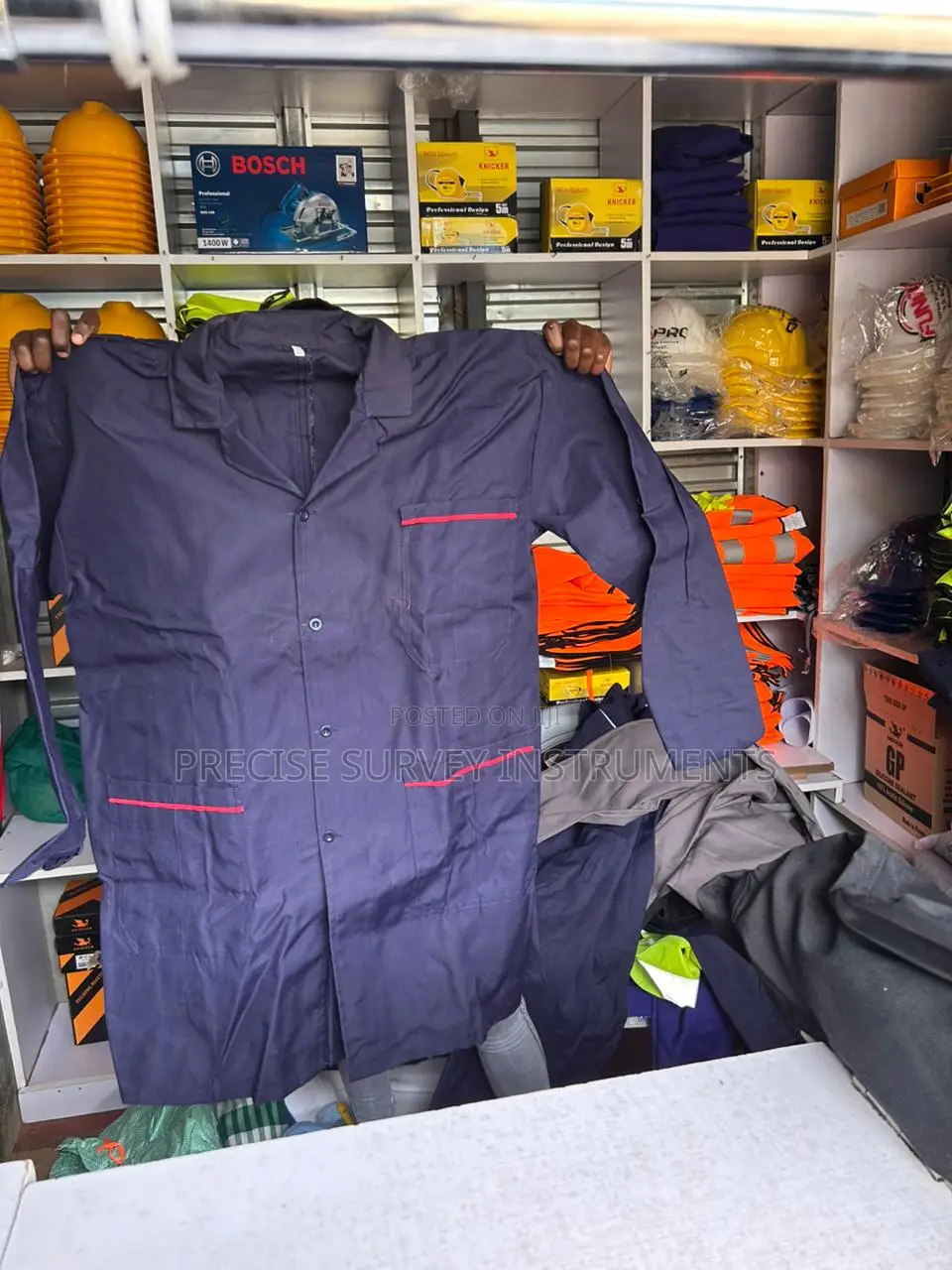 Professional Cotton Dust Coat With Front Buttons