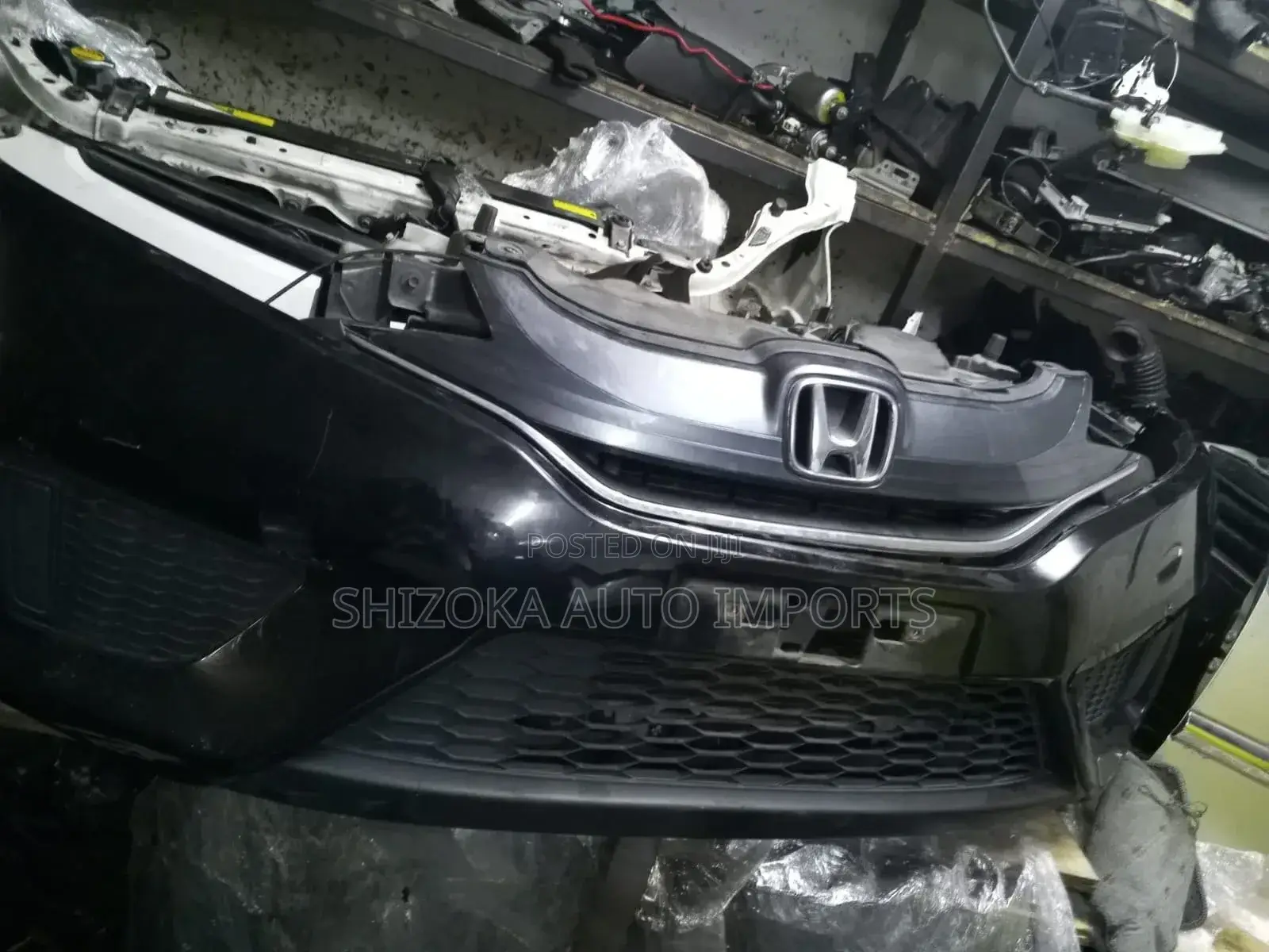 Honda Fit Hybrid Nosecut 2013–2020 Original Ex-Japan