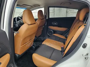 Honda Vezel 2019 White