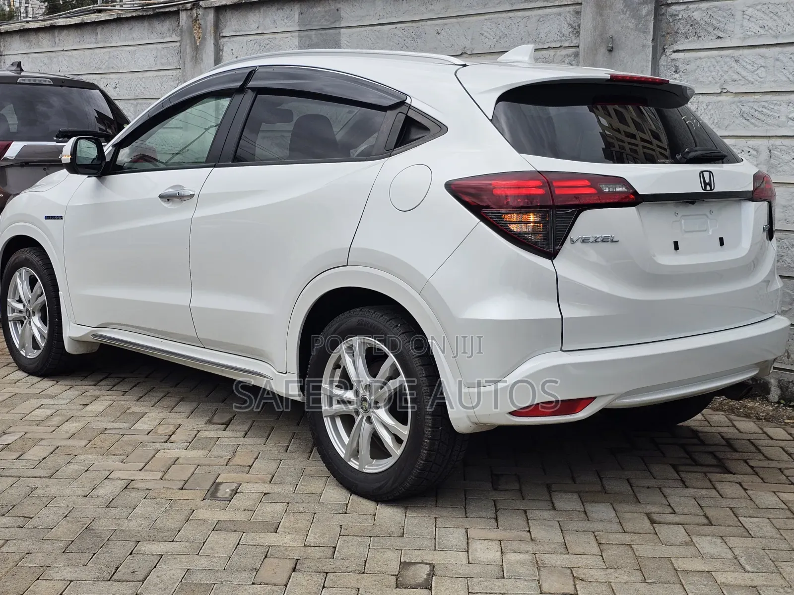 Honda Vezel 2019 White