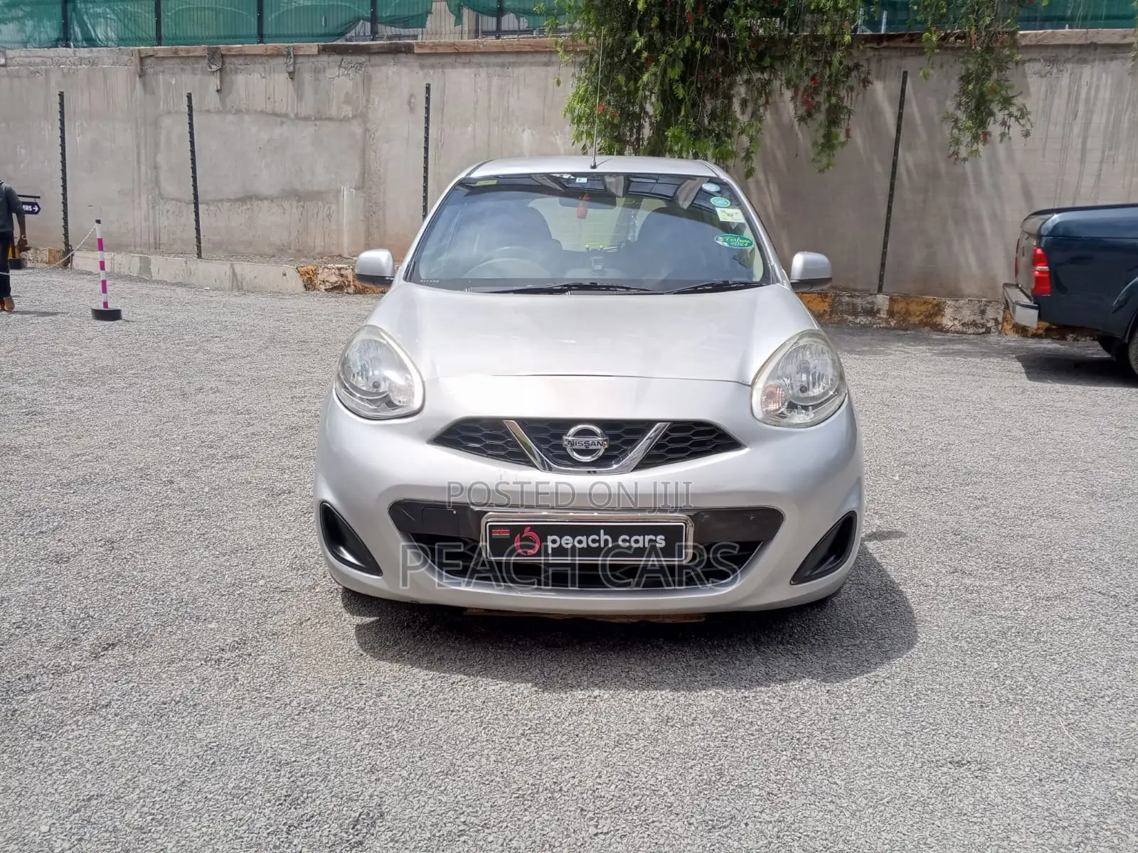 Nissan March 2016 Silver