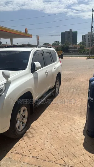 Toyota Land Cruiser Prado 2.8 D-4D 2016 Pearl