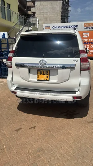 Toyota Land Cruiser Prado 2.8 D-4D 2016 Pearl