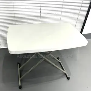 Folding Outdoor Plastic Table.