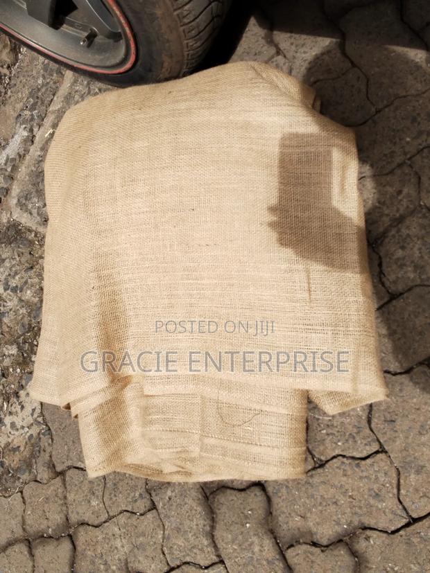 Jute/ Burlap/ Hesian Cloth - thumbnail 2