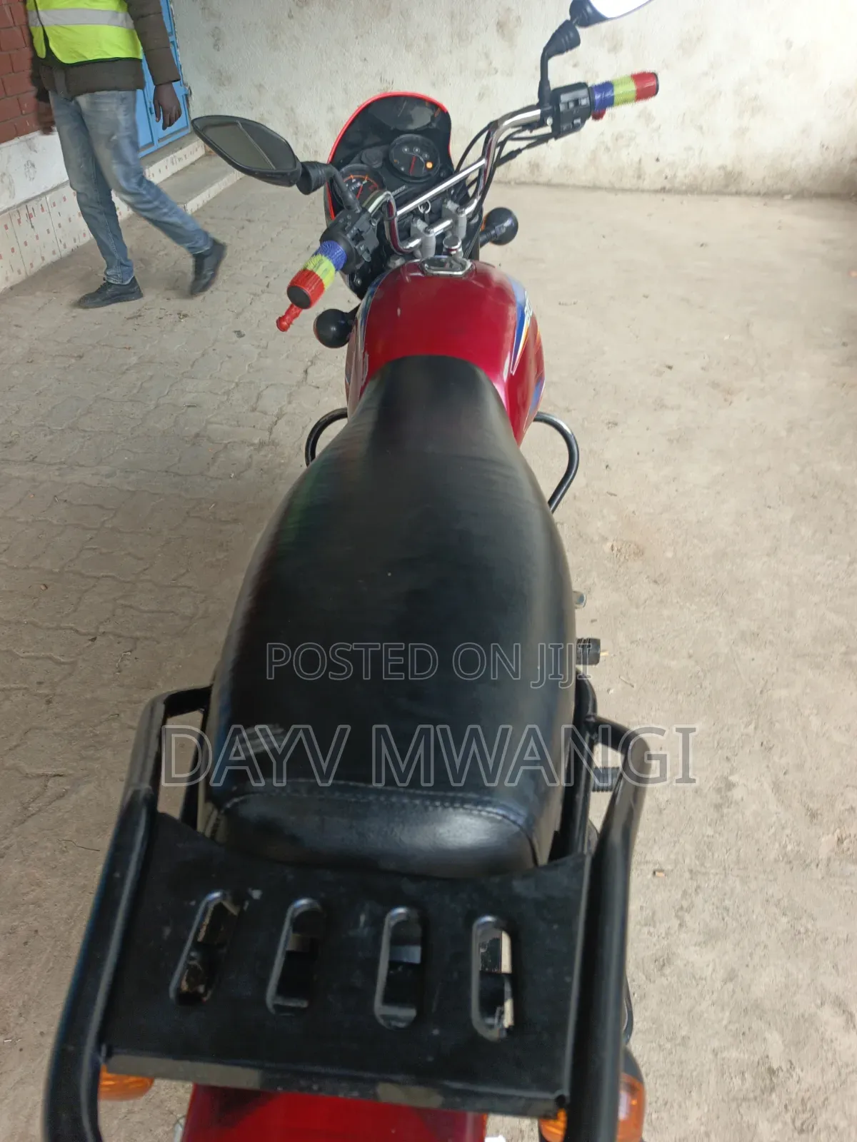 Bajaj Boxer 150 UG 2025 Red