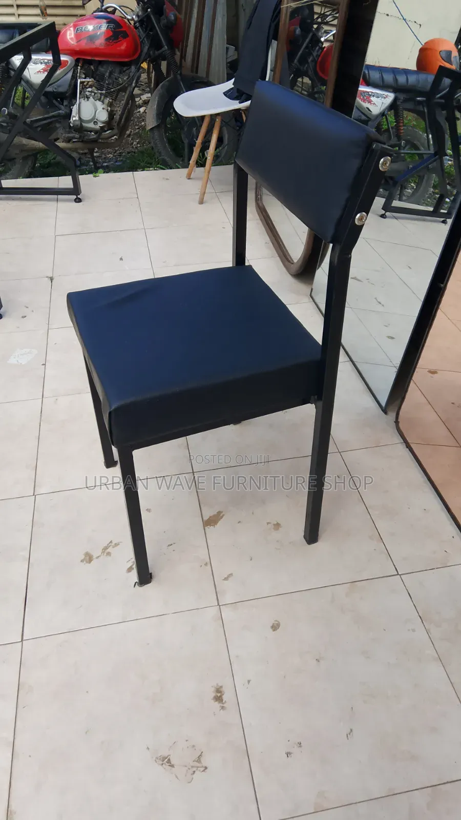 Strong Visitors Local Chair